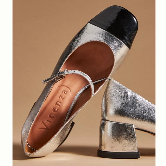 Vincenza Colorblock Mary Jane Heels - Picture 3 of 6